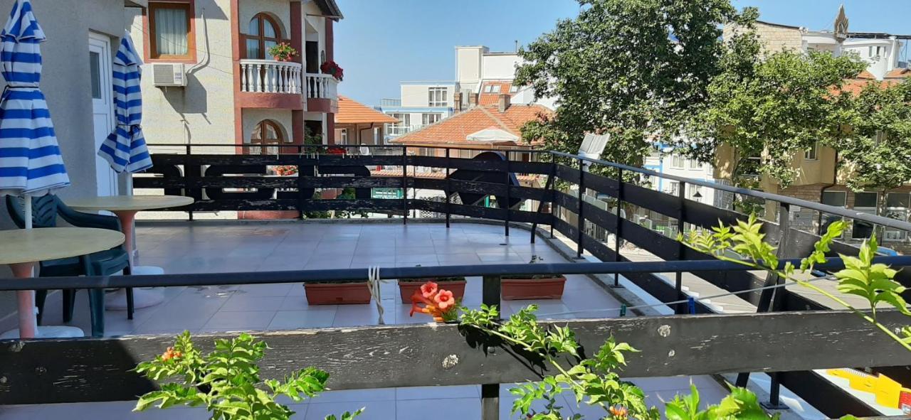 Dobrevi Guest House Созопол Екстериор снимка