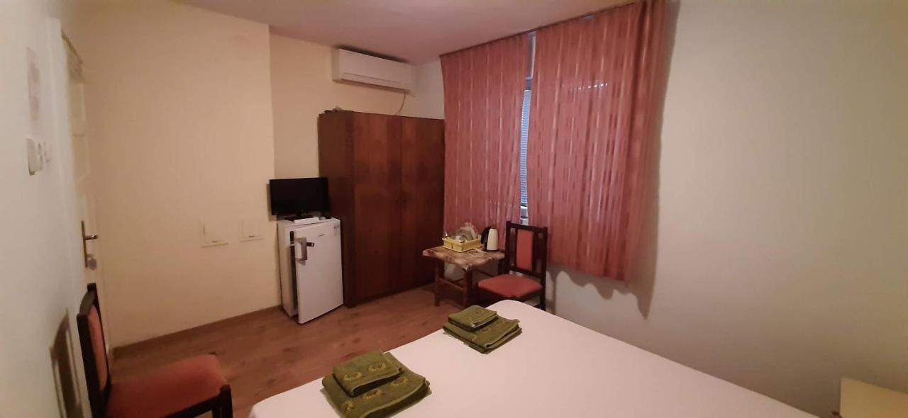 Dobrevi Guest House Созопол Екстериор снимка