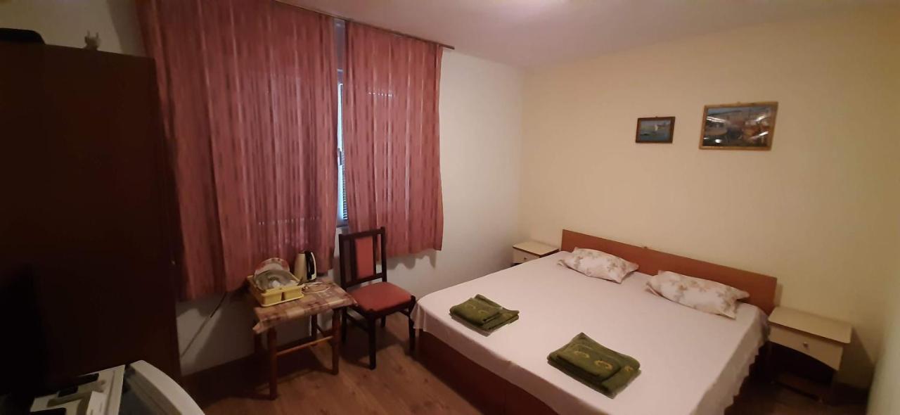 Dobrevi Guest House Созопол Екстериор снимка